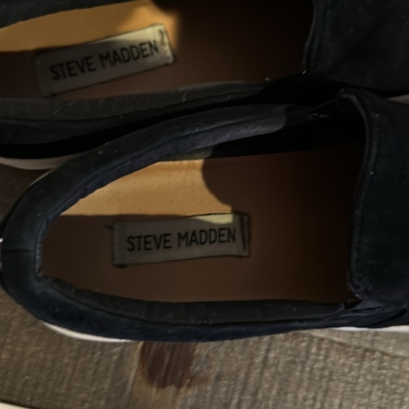 Women’s suede slip on sneakers - Picture 6 of 6